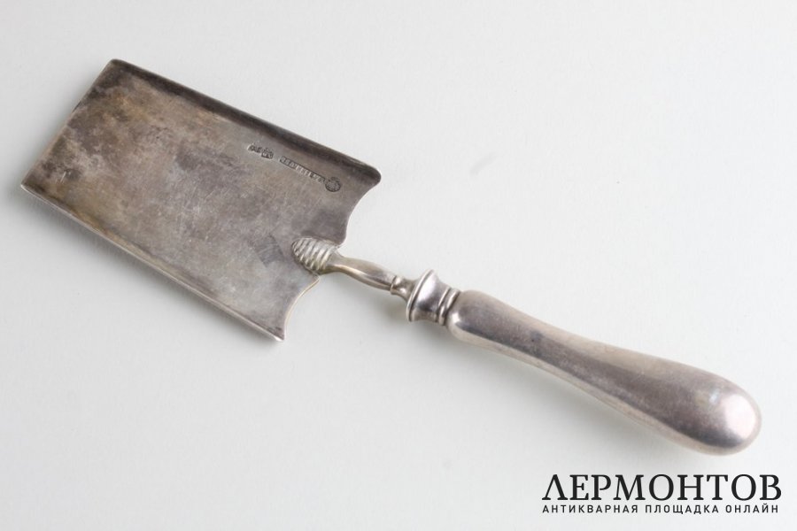 Лопатка. И. Хлебников. Серебро 84 пробы. 1879 год. Российская империя
