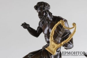 Часы каминные с фигурой древнегреческого музыканта в стиле Ампир. Франция, 1 пол 19 в
