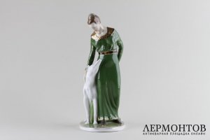 Статуэтка Дама с борзой. Фарфор.  Fraureuth, Германия, Carl Nacke, 1919-1926 гг.
