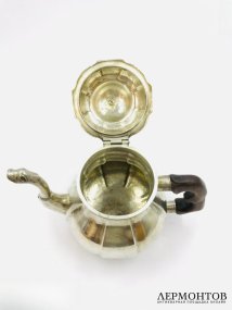 Чайник. Серебро, Швеция, 1749 год