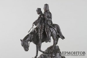Скульптура Казак с казачкой. Бронза, конец 19 века. Скульптор Альберт Мориц Вольф
