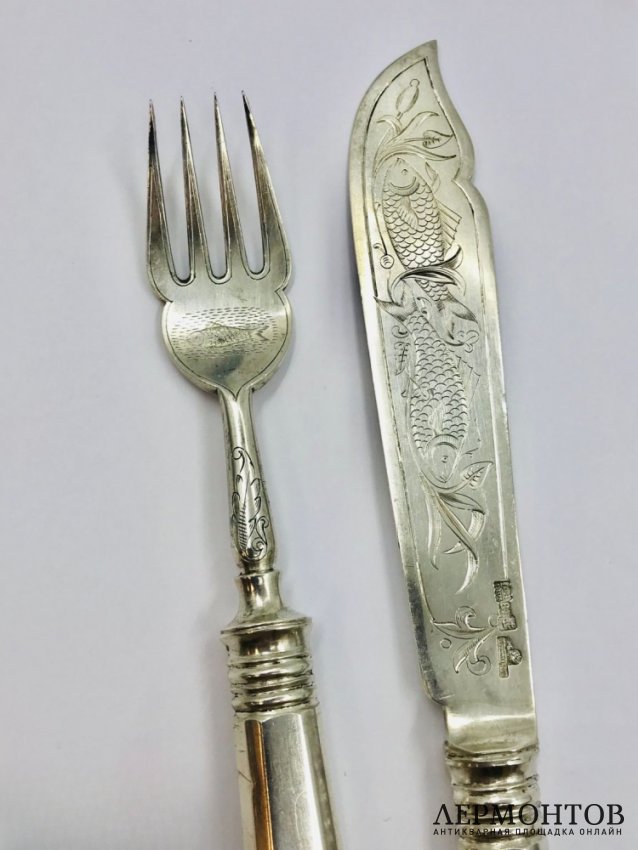 Набор для рыбы (эгоист). Серебро 84 пробы, П. Овчинников, Россия, 1891 год