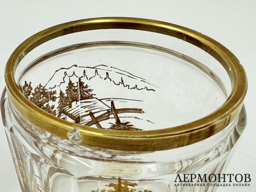 Сахарница с росписью. 18 век.