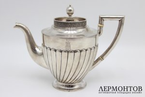 Чайник в стиле ампир. Серебро 84 пробы. Российская империя, Морозов, 1870-90е гг.