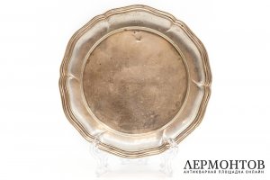 Тарелка с фигурным бортом. Германия, 1 пол. 20 в. Серебро 800 пробы.