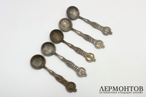 Набор сувенирных ложек с монетами Цари. Россия, современные изделия. Металл.