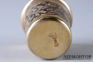Стопка с чернением. Серебро 84 пробы, золочение. Россия, XIX в.