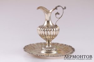 Кувшин на подносе. Серебро 800 пробы. Италия