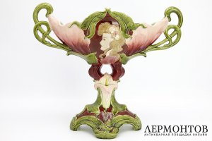 Ваза в стиле модерн. Австрия, 1900е гг. Фаянс, роспись.