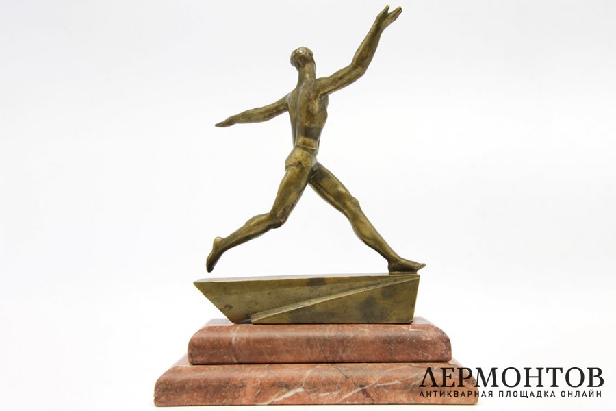 Скульптура Бегун. Бронза. И.М. Чайков. СССР, 1960е гг.