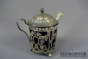 Мутардница. Серебро 950 пробы, кобальтовое стекло. Франция, XIX век.