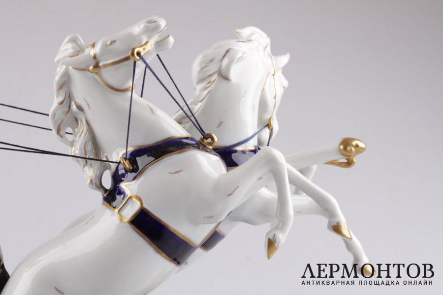 Композиция. Колесница. Фарфор, роспись. Royal Dux Bohemia, XX век.