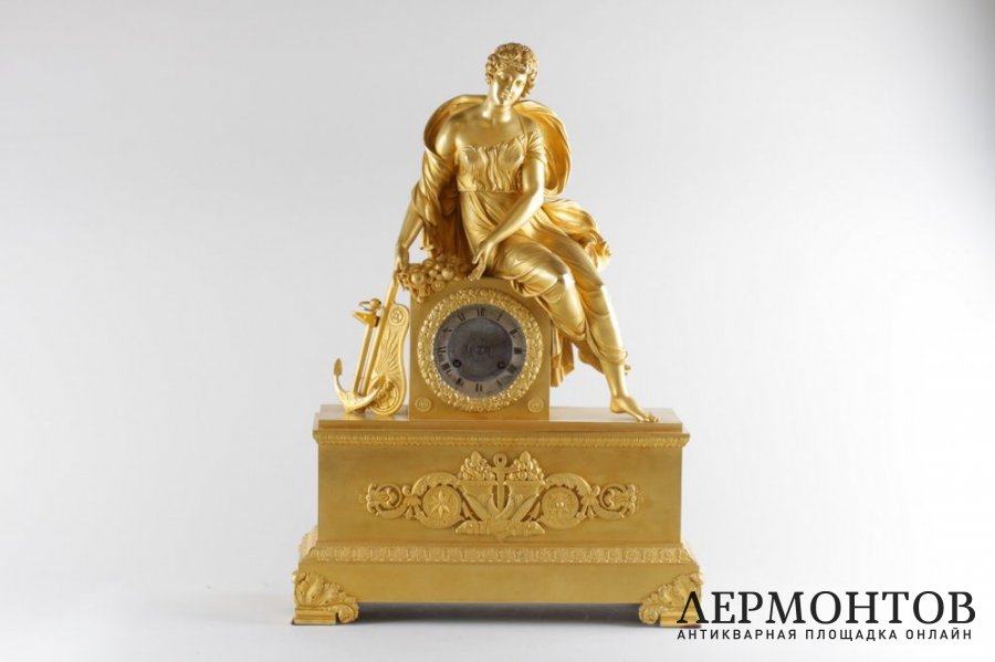 Часы в стиле Ампир. Богиня Амфитрита. Франция, Париж, начало 19 века. Бронза.