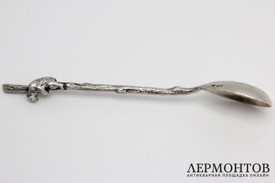 Чайная ложка медведь. Серебро 84 пробы. Россия, 1908 год.