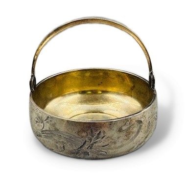 Конфетница «Ирисы» в стиле модерн. Серебро 84 пробы, А. М. Постников, Россия, 1899–1908 годы