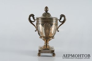 Сахарница. Серебро 950 пробы. Франция, начало XIX века.