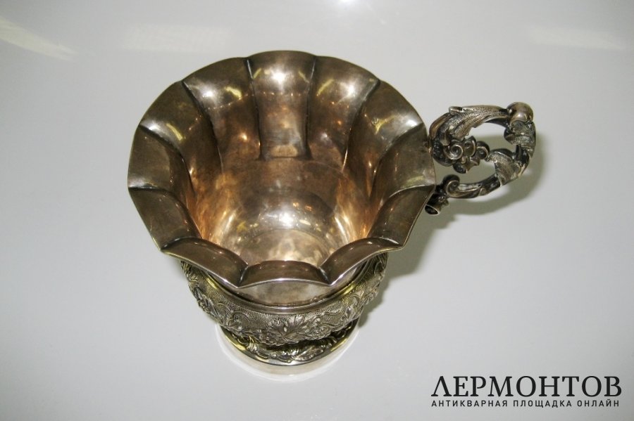Кружка. Серебро 950 пробы. Франция, XIX век. 