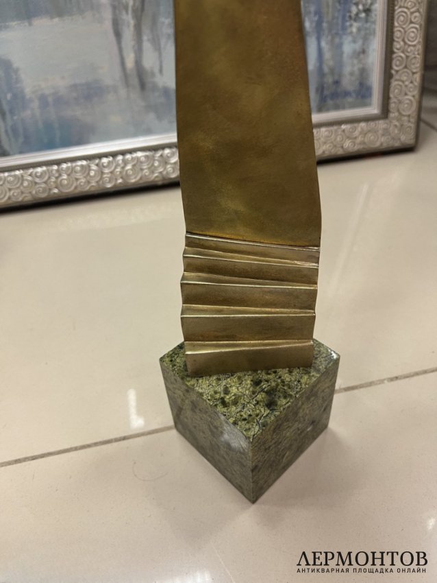 Премия «Лучший топ-менеджер года». Бронза, камень, Россия, современная работа
