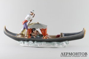 Композиция Сцена из жизни Венеции. Фарфор. Royal Dux, Чехословакия, 1920-30 гг.