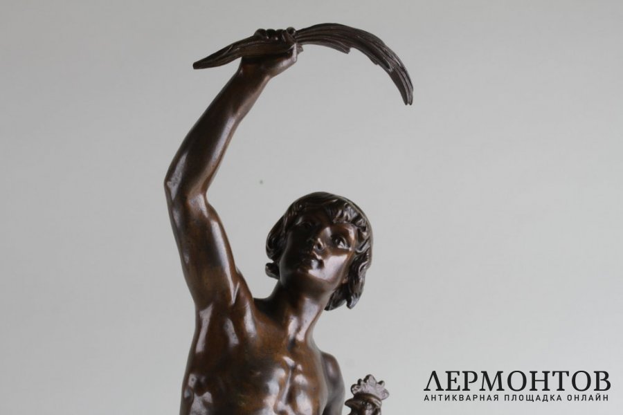 Скульптура Победитель с гальским петухом. Франция, авт. Henri Honore Ple, кон. 19 в.