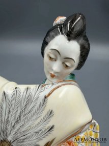 Статуэтка «Японка с веером». Фарфор, Meissen, Петер Странг, Германия, 2013 год