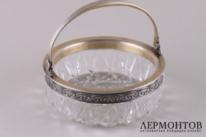 Конфетница с ручкой. Серебро 875 пробы, хрусталь. СССР, 1955 год.