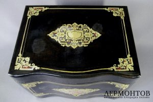 Кабинетный бар. Красное дерево, бронза, стекло, золочение. Европа, XIX век .