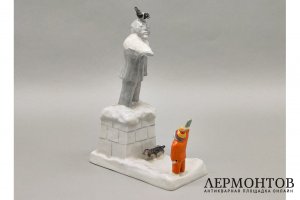 Статуэтка Привет Ленину. Скульптор Львов Ю.М. Фарфор, роспись. Песочное, 1980-2000е