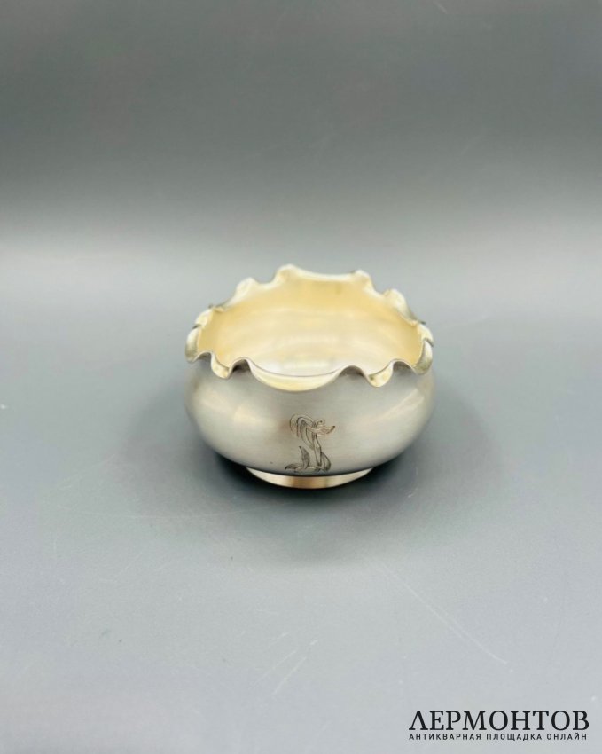 Солонка с фигурным бортом. Серебро 84 пробы, С. Мясоедов, Россия, 1899–1908 годы