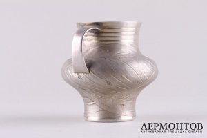 Молочник в русском стиле лоза. Серебро 84 пробы. Россия, 1866 год.