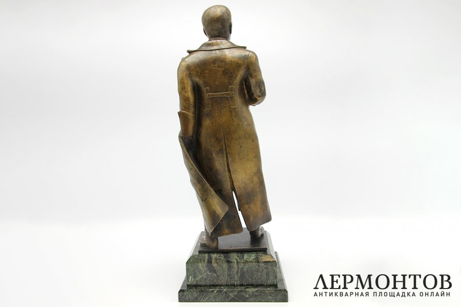 Скульптура И.В. Сталин. Бронза. Россия. В.А. Сергеев.