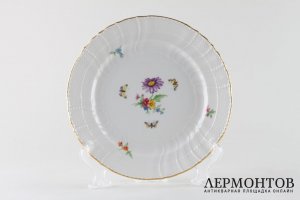 Тарелка Цветы и бабочки. Фарфор, роспись. Германия, KPM, 1943-57.