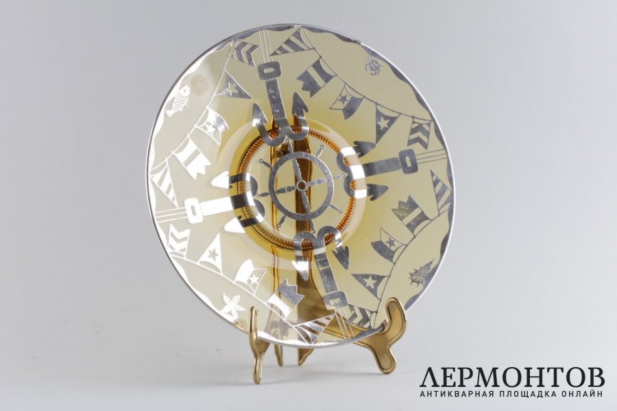 Блюдо с морской тематикой art deco. Стекло, серебряная накатка. Европа, 1930-е годы.