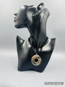Кулон «Бабочки» на шёлковом шнуре. Золото 750, серебро 925, Tiffany & Co., США