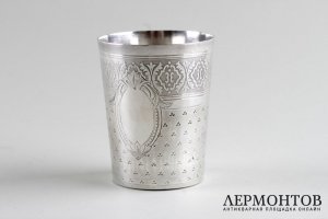 Стакан для воды или вина в стиле ампир. Серебро 950 пробы. Франция, XIX в.