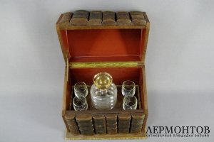 Кабинетный бар Книги. Кожа, дерево, стекло. Франция.