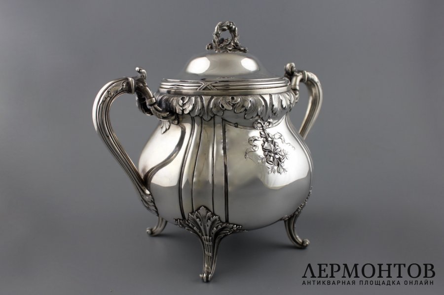 Большая сахарница. Серебро 950 пробы, золочение. Франция, конец XIX века.