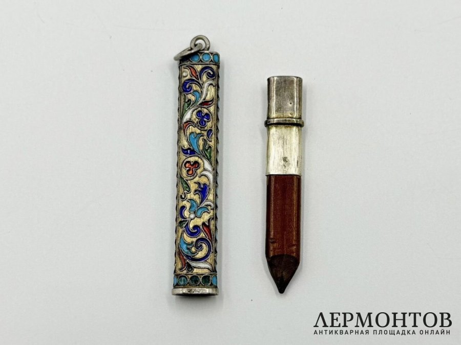 Карандаш. Россия, нач. 20 века. Серебро 84 пробы, эмаль.