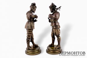Парные статуэтки Солдаты. Бронза, литье. Европа, XIX в.