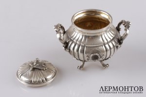 Чайный и кофейный сервиз из серебра 800 пробы. Италия, XX век.