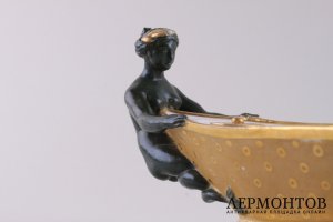 Чернильница с фигурами наяд. Россия, Императорский фарфоровый завод, первая треть 19 в. Фарфор.