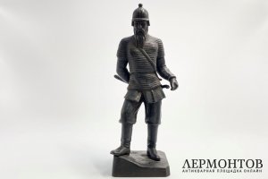Скульптура Ермак. Россия, Куса, конец 19 - начало 20 века. Чугун, литье, крашение.