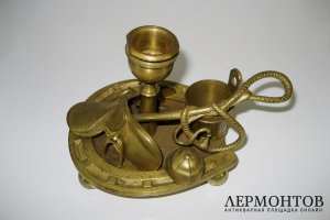 Подсвечник. Бронза. Европа, XIX век.