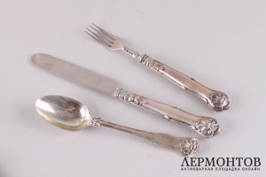 Десертный набор в футляре. Серебро 925 пробы. Англия, XIX в.