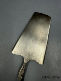 Лопатка для торта. Серебро 84 пробы, фабрика А. Любавина, Россия, 1908–1917 годы