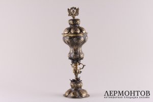 Кубок с двуглавым орлом. Серебро, золочение. Россия, Москва, 1751 год.