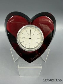 Настольные часы «Puffed Heart». Рубиновый хрусталь, Baccarat, Франция