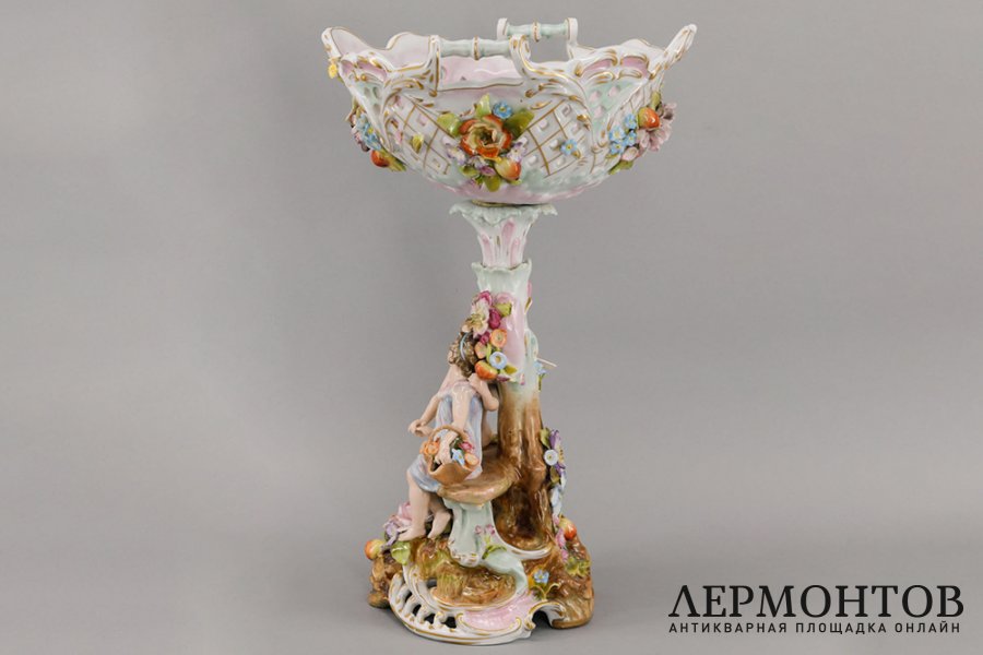 Ваза для фруктов Амур и Психея. Фарфор, роспись. Германия, Ширхольц, 1867 - 1911.