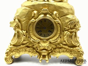 Каминные часы Дамы. Франция, Париж, 1840-е гг. Бронза, золочение. 