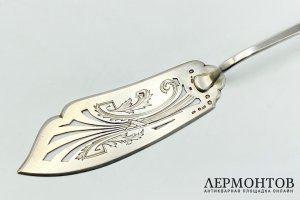 Лопатка для торта в стиле Модерн. Австрия, 1900-е гг. Серебро 800 пробы.